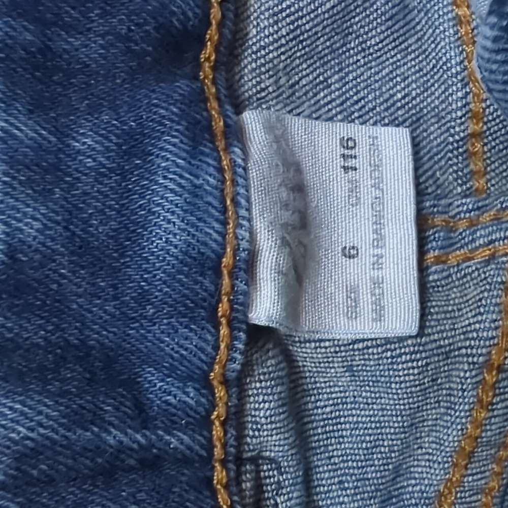 Zara |‎ Loose Fit Denim Jeans - Picture 2 of 3